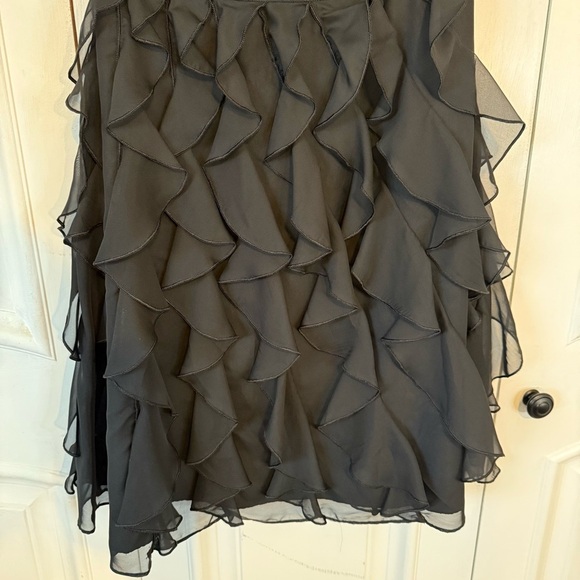 WHBM One-Shoulder Ruffle Little Black Dress size 2 Going out Cocktail Holiday - Picture 3 of 6